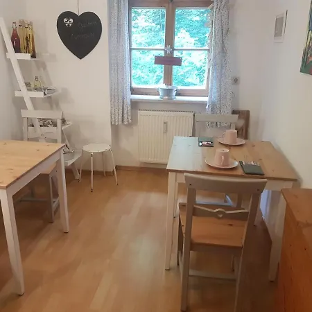 Martina's Place Couette-café 3*